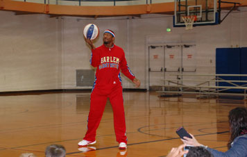 Buckets Blakes of the Harlem Globetrotters